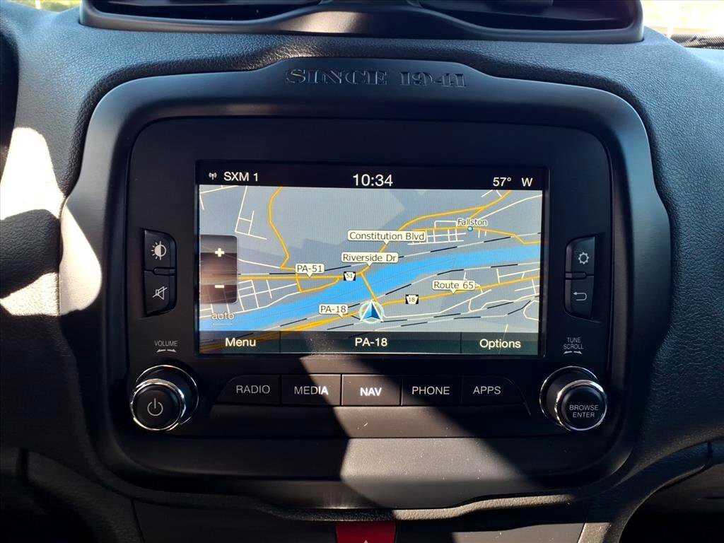 Used 2016 Jeep Renegade Latitude image 14