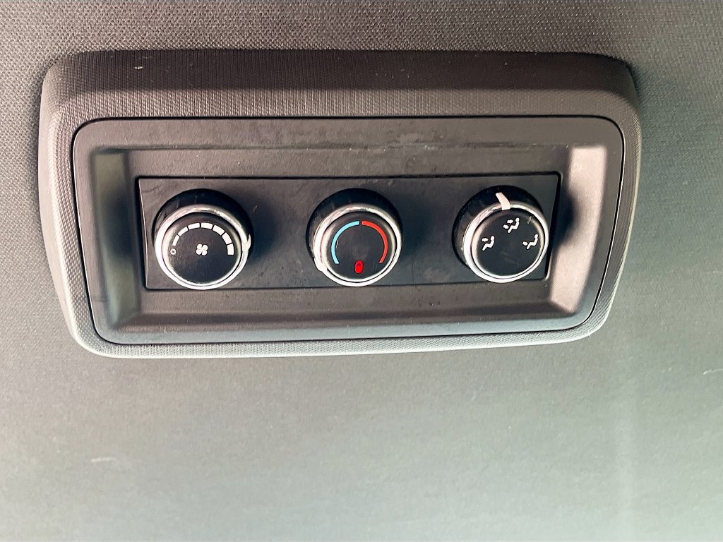 Used 2018 Dodge Grand Caravan SXT FWD image 24