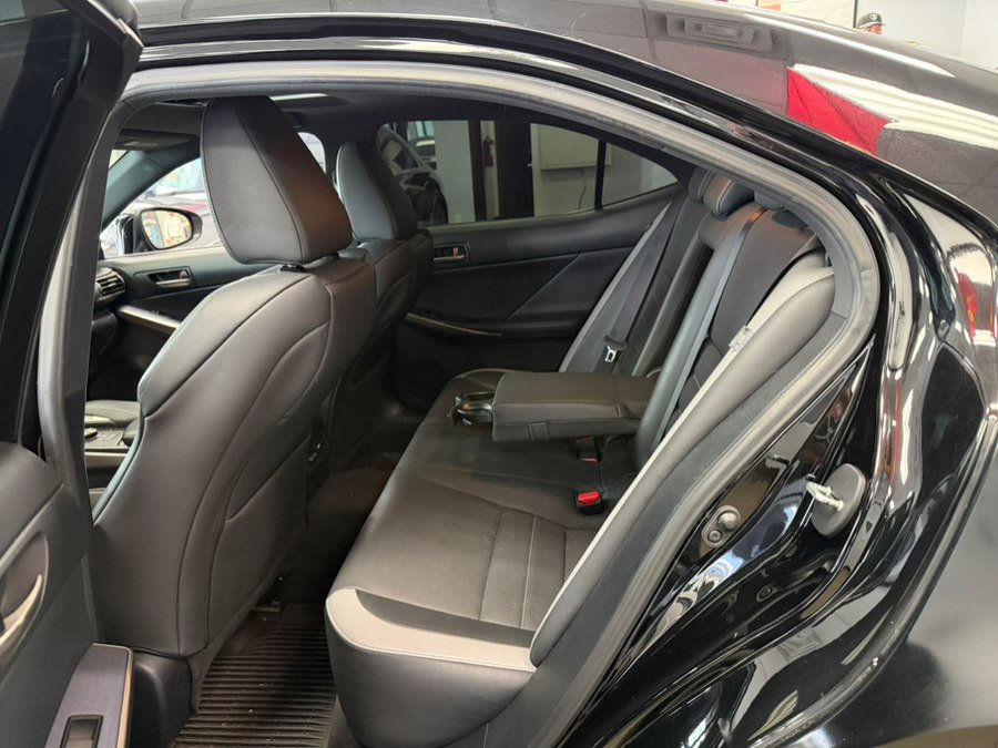 Used 2020 Lexus IS 350 F Sport w/ Blackline Edition AWD/4WD image 19