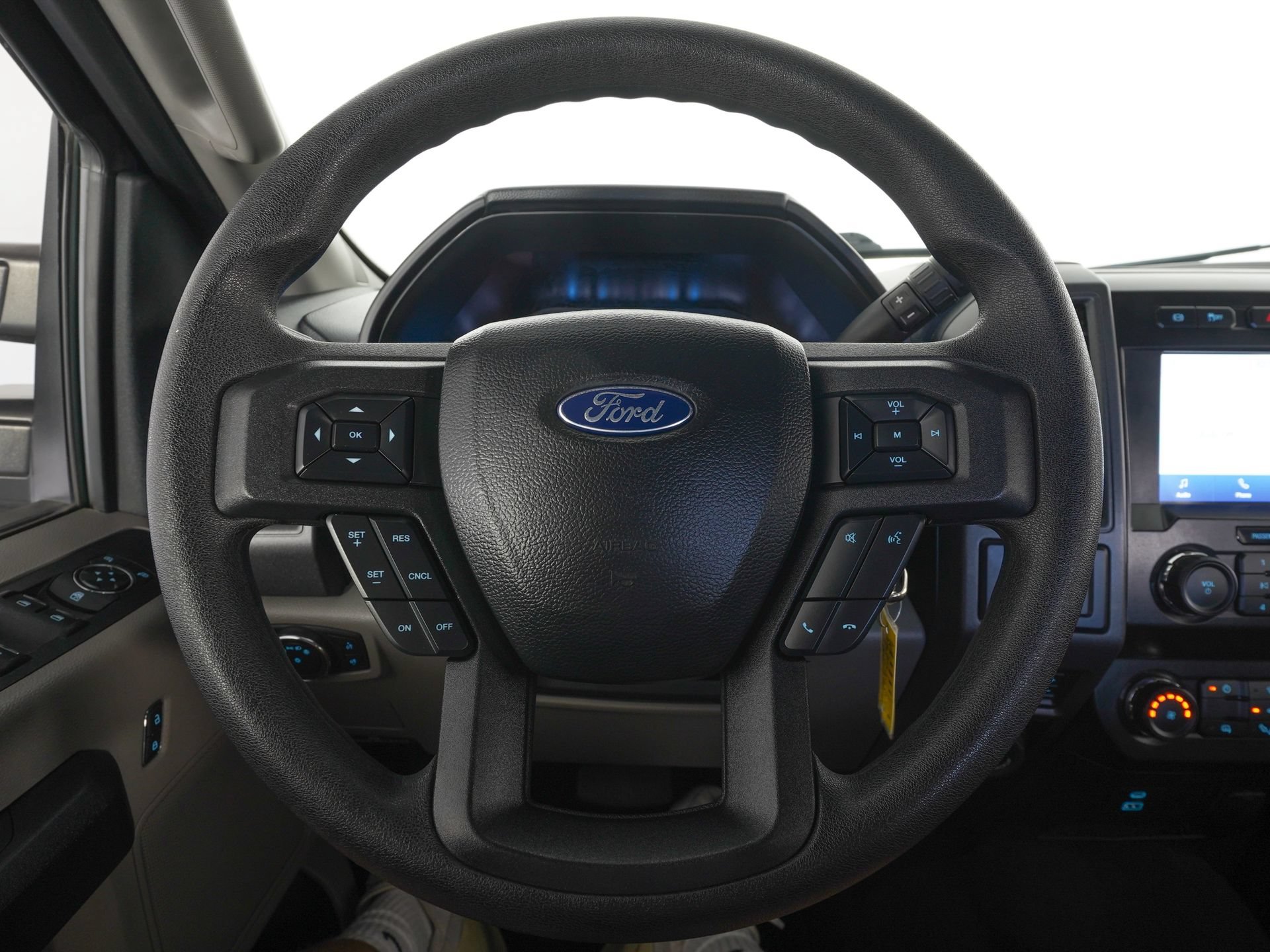 Used 2020 Ford F350 XL w/ STX Appearance Package AWD/4WD image 24