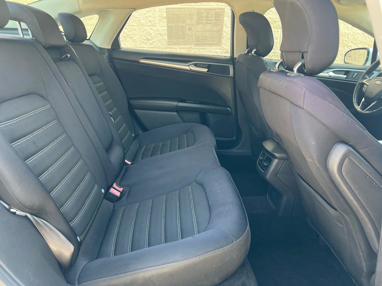 Used 2013 Ford Fusion SE FWD image 15
