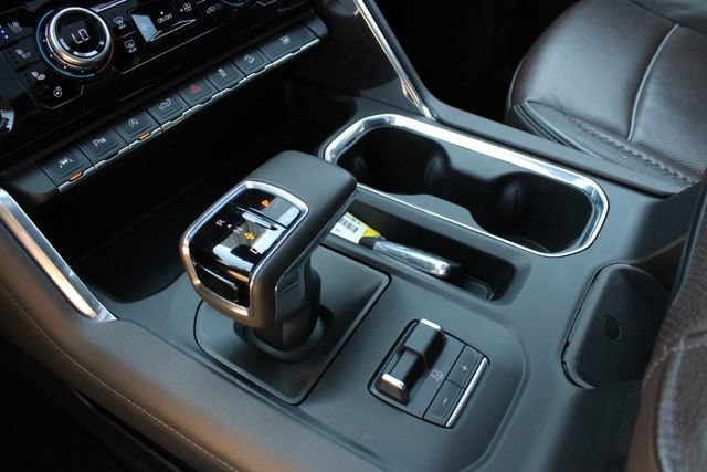 Used 2024 GMC Sierra 1500 Denali AWD/4WD image 18