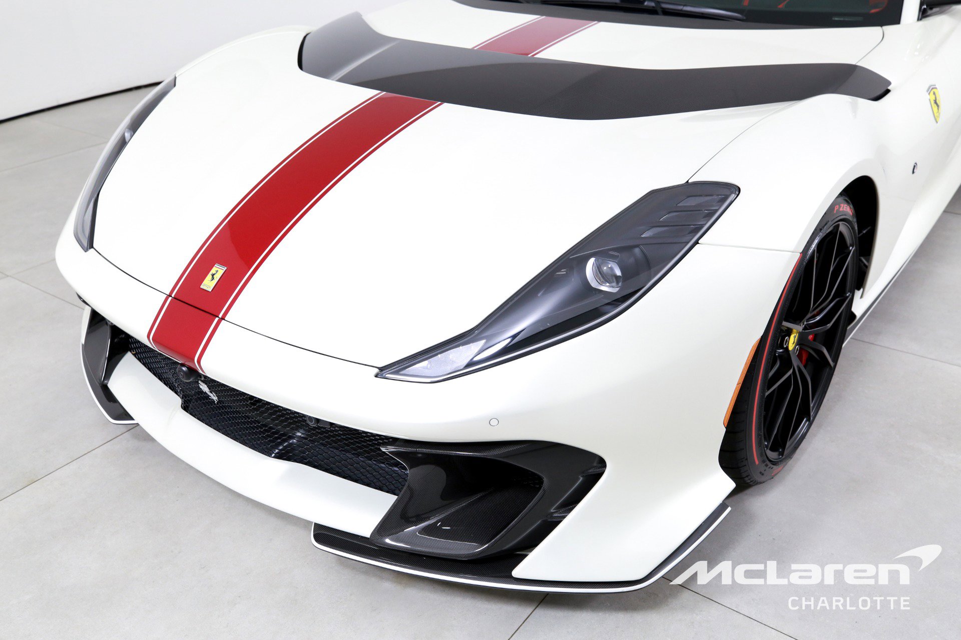Used 2022 Ferrari 812 Competizione RWD image 33
