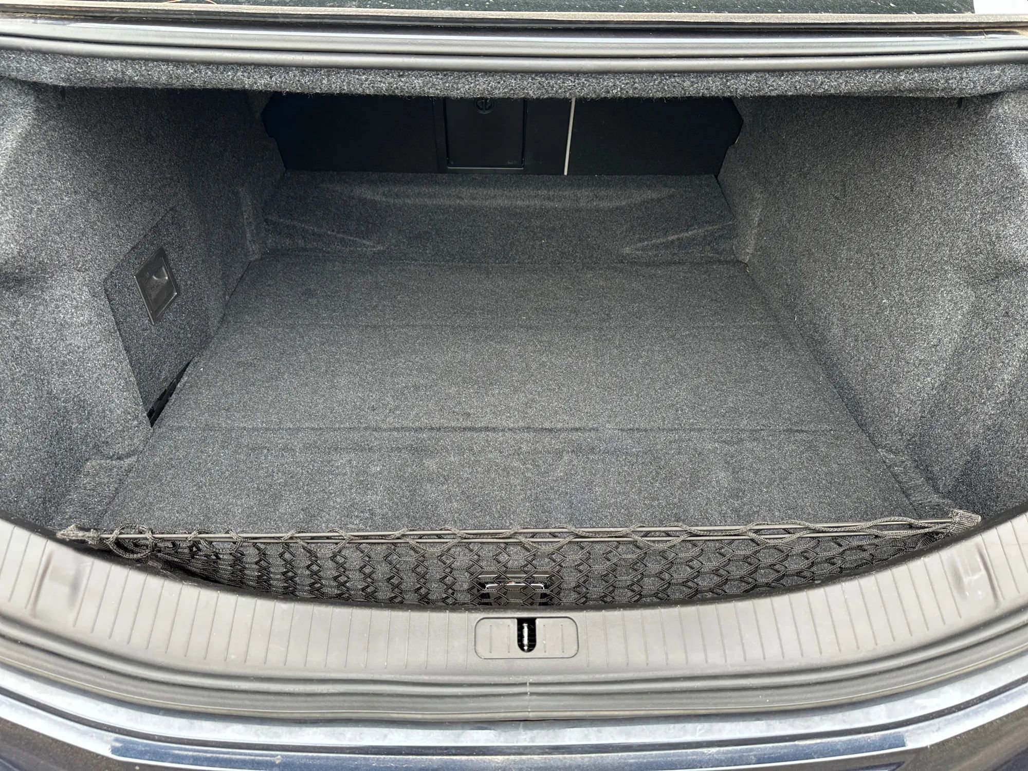 Used 2013 Cadillac XTS Luxury w/ Driver Awareness Package image 17