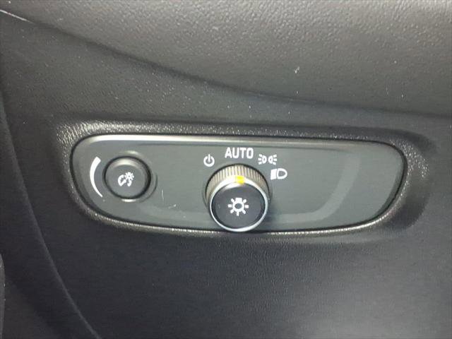 Used 2020 Chevrolet Equinox LS AWD/4WD image 19