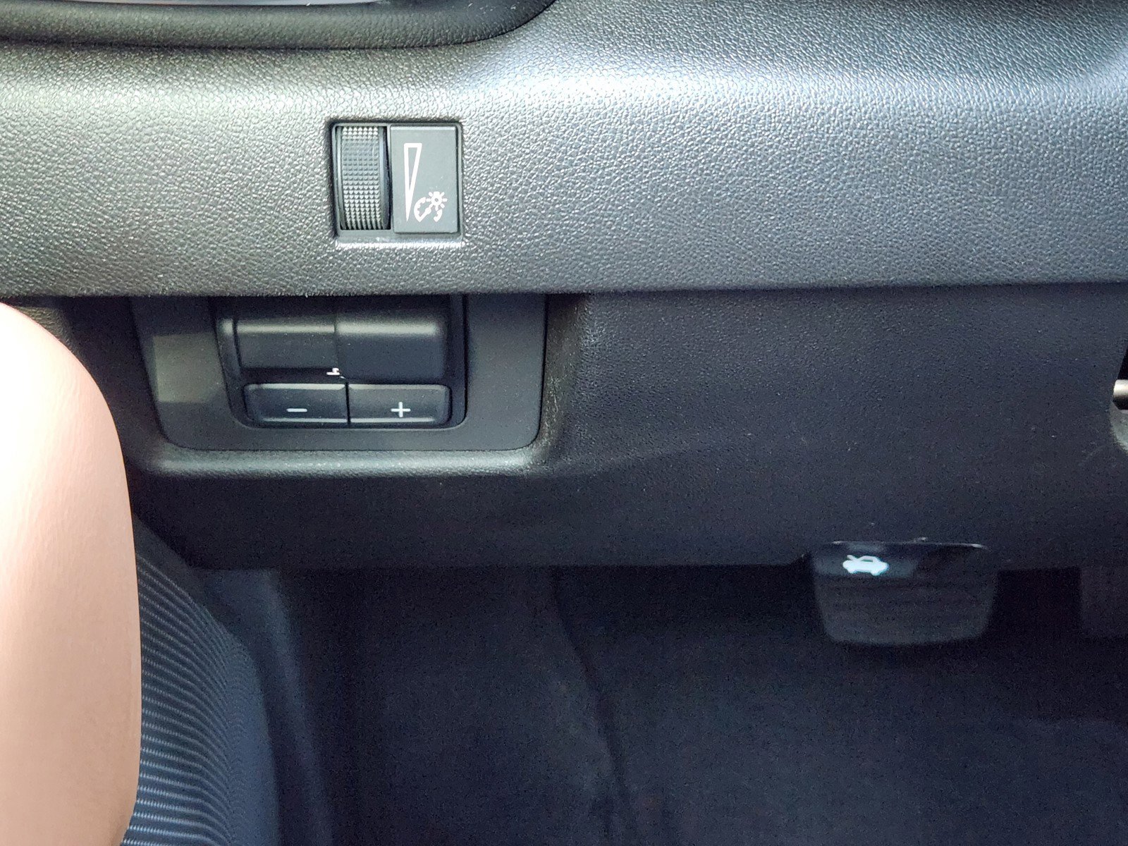 Certified 2024 GMC Canyon AT4 w/ AT4 Premium Package image 19