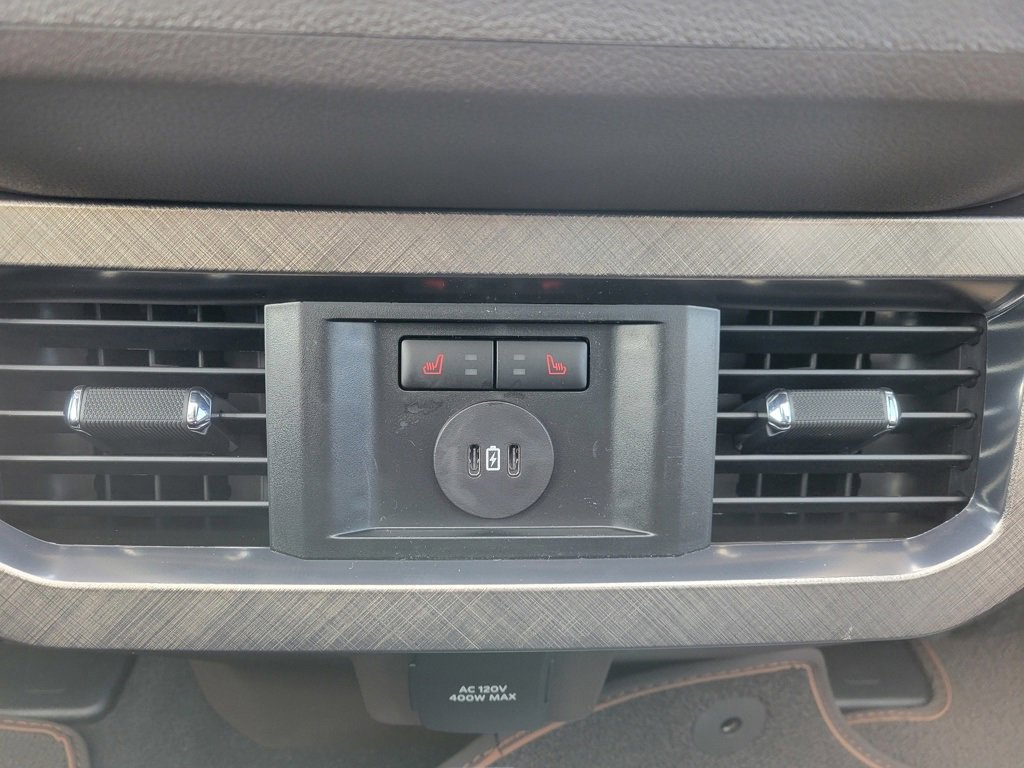 New 2025 Ford F250 King Ranch w/ Chrome Package image 37