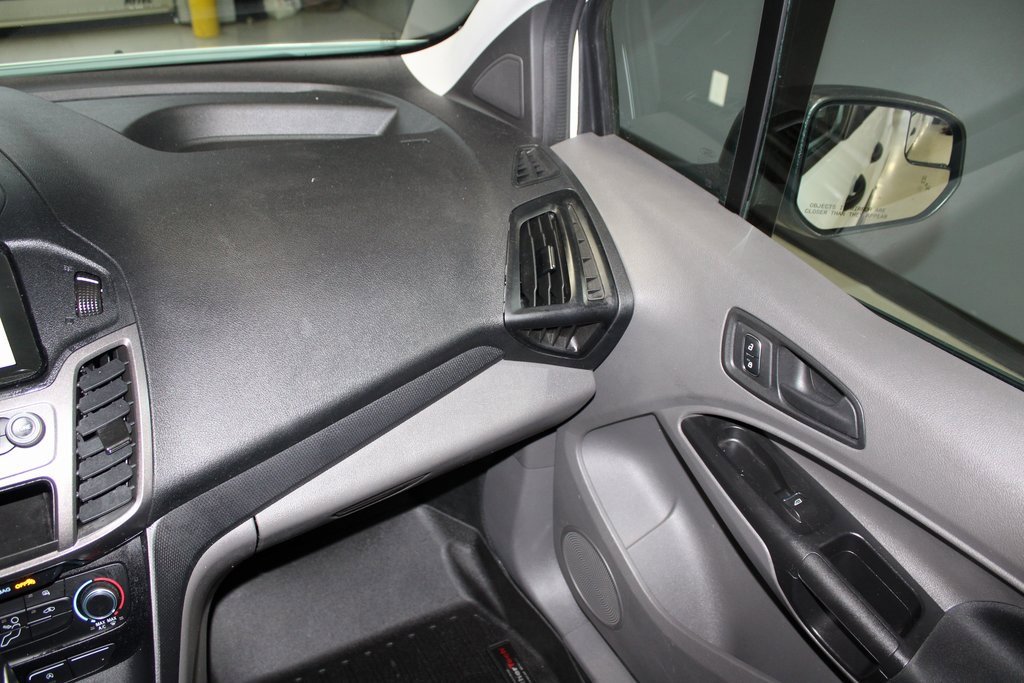 Used 2023 Ford Transit Connect XL image 23