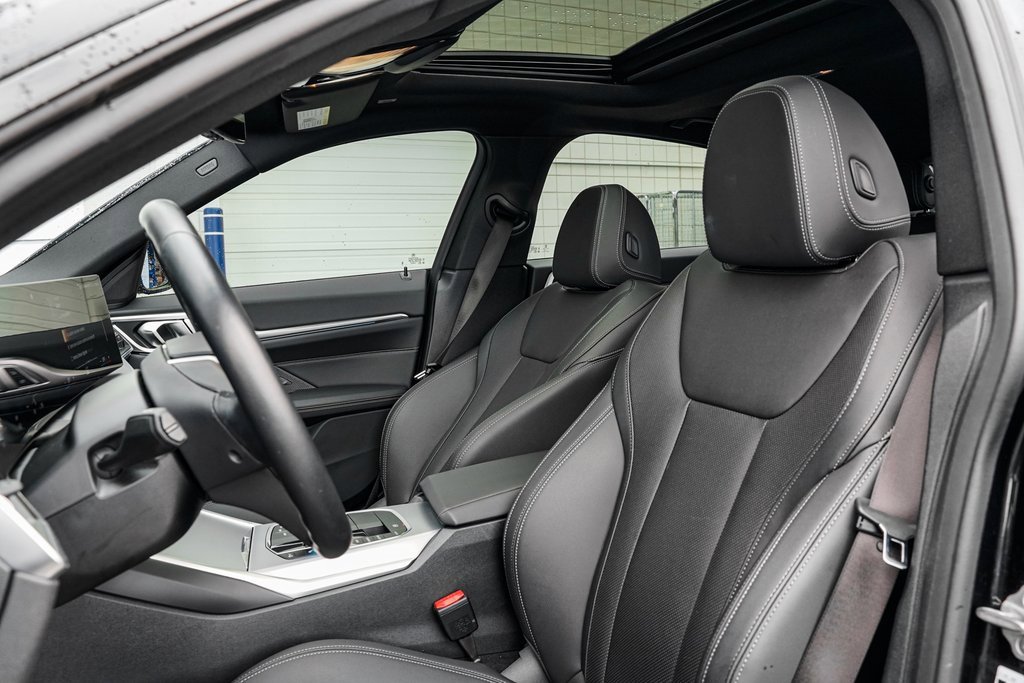 Used 2023 BMW i4 eDrive35 w/ Premium Package image 16