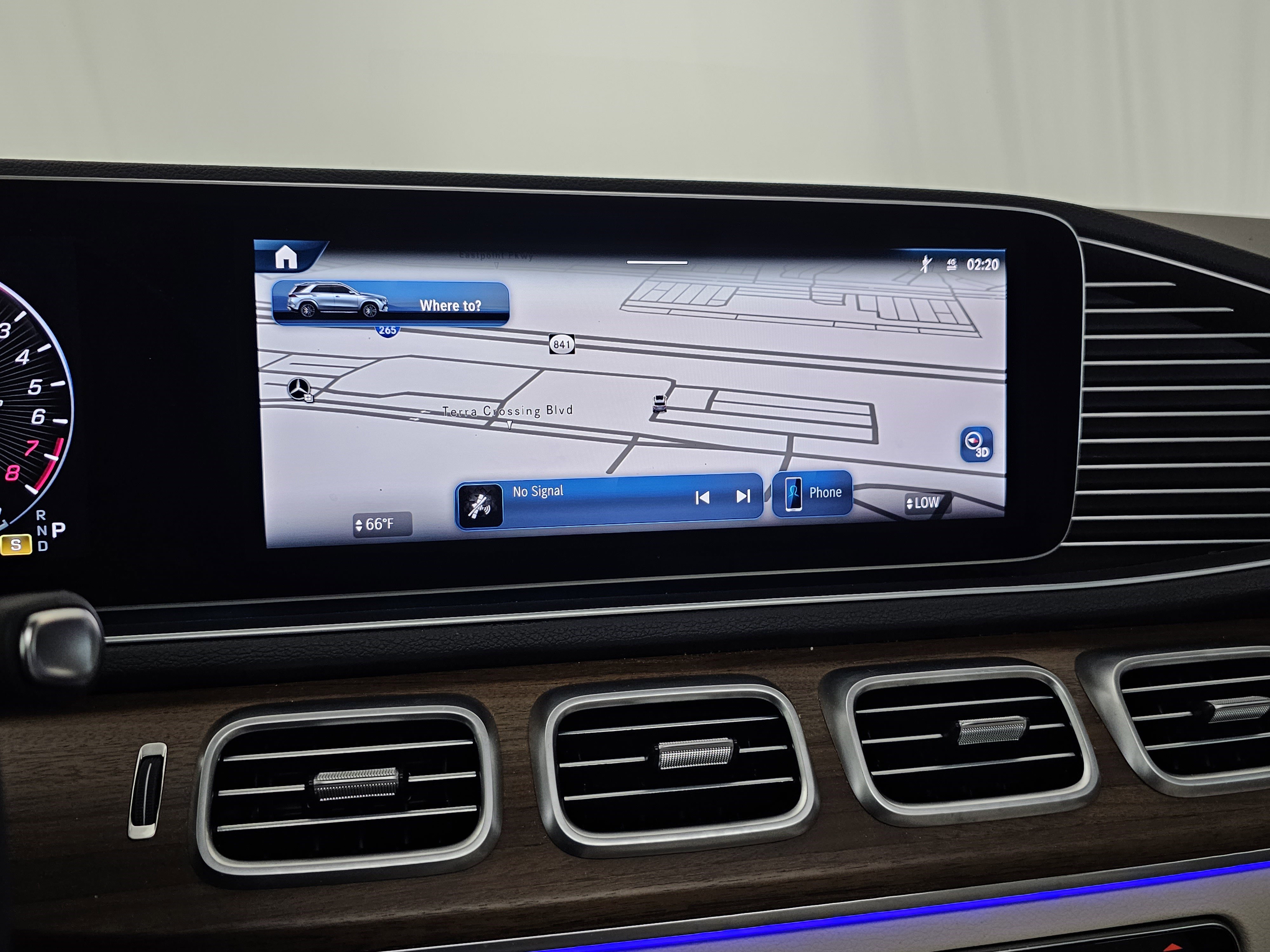 Used 2025 Mercedes-Benz GLE 450e 4MATIC image 37