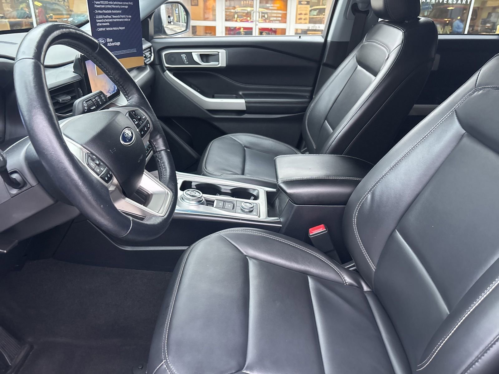 Used 2021 Ford Explorer XLT w/ Equipment Group 202A image 14