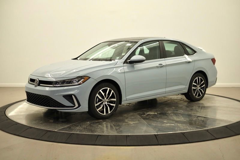 New 2026 Volkswagen Jetta SE image 7