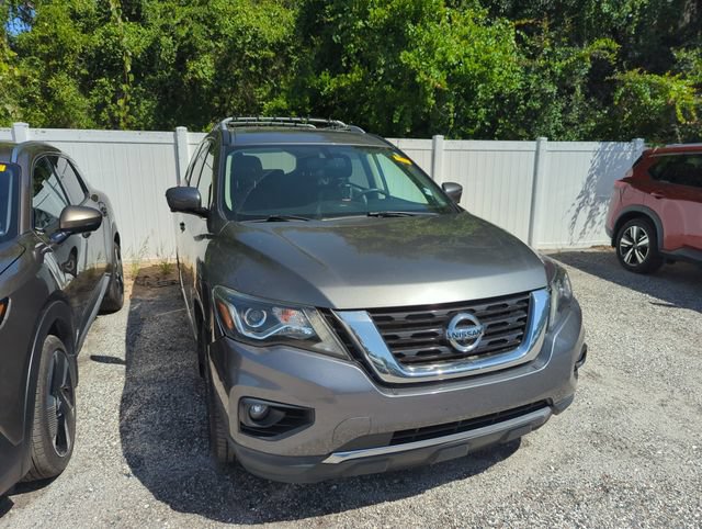 Certified 2018 Nissan Pathfinder Platinum w/ Cargo Package AWD/4WD image 1