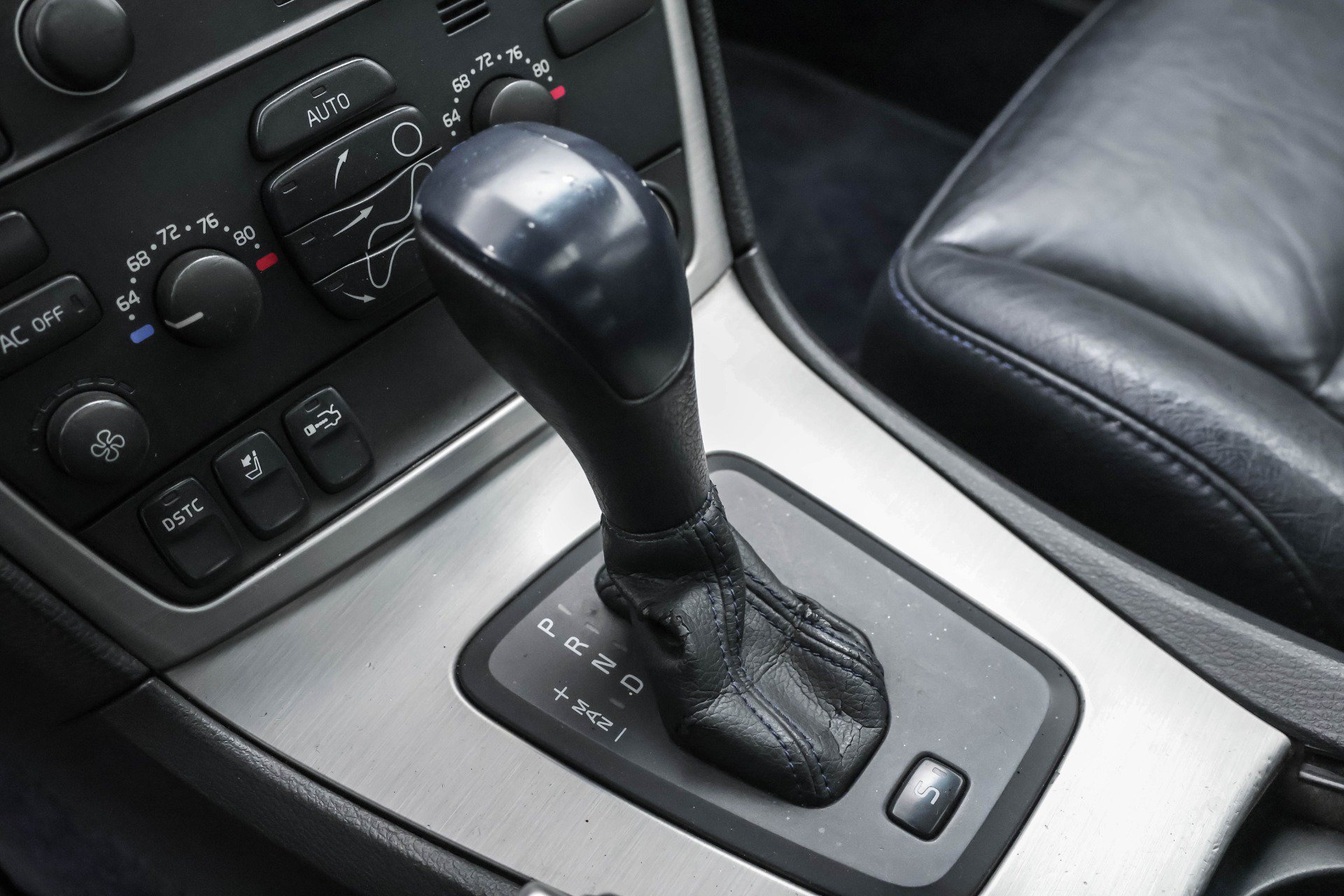 Used 2007 Volvo S60 R AWD/4WD image 14