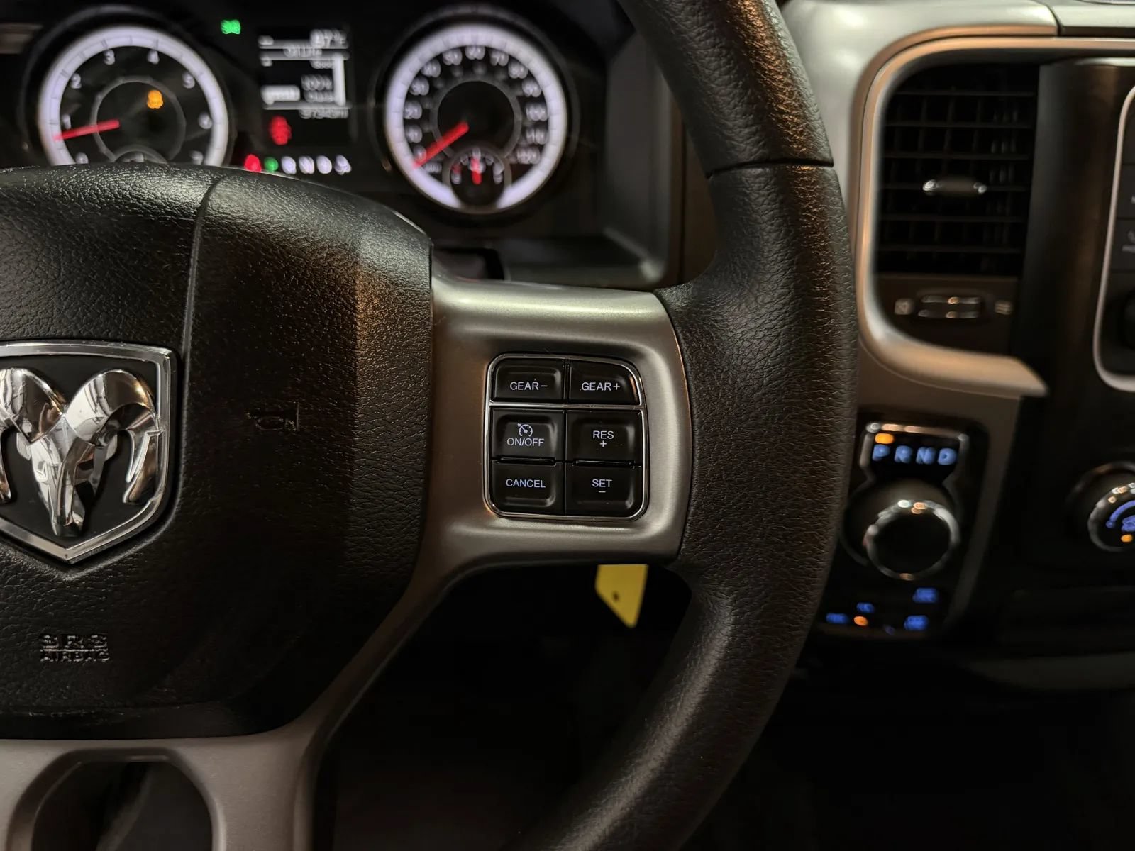 Used 2021 RAM 1500 Classic SLT AWD/4WD image 21
