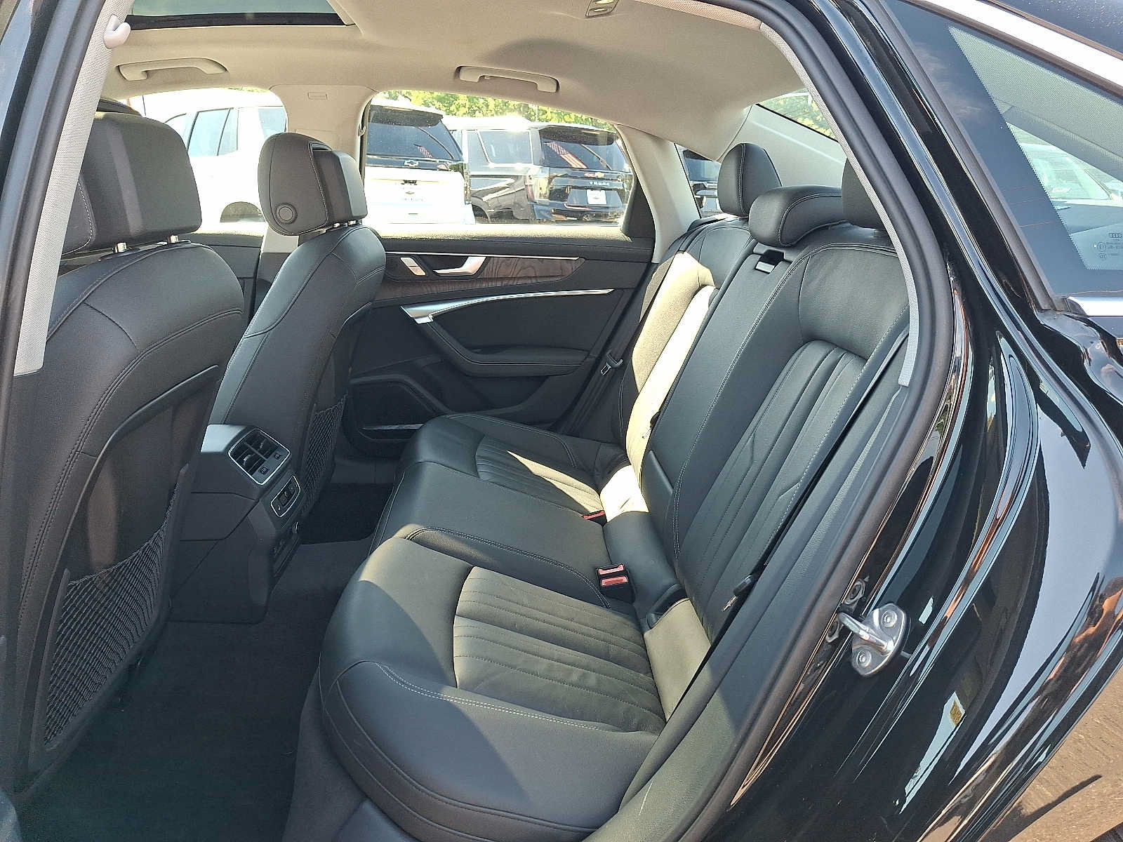 Used 2019 Audi A6 3.0T Premium Plus w/ Premium Plus Package AWD/4WD image 11