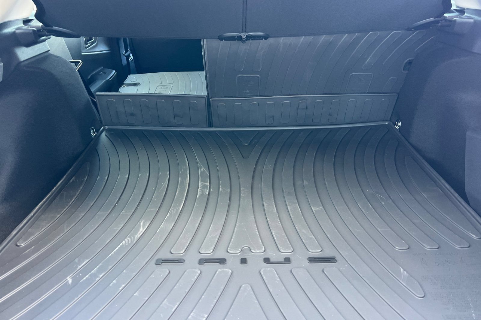 New 2026 Toyota Prius Plug-In Hybrid FWD image 12