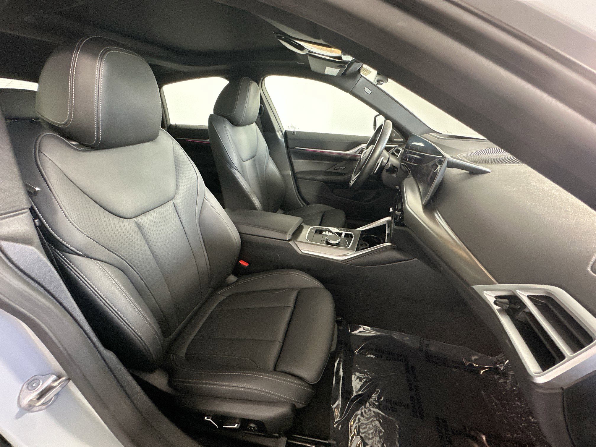 Used 2025 BMW 430i w/ M Sport Package image 27