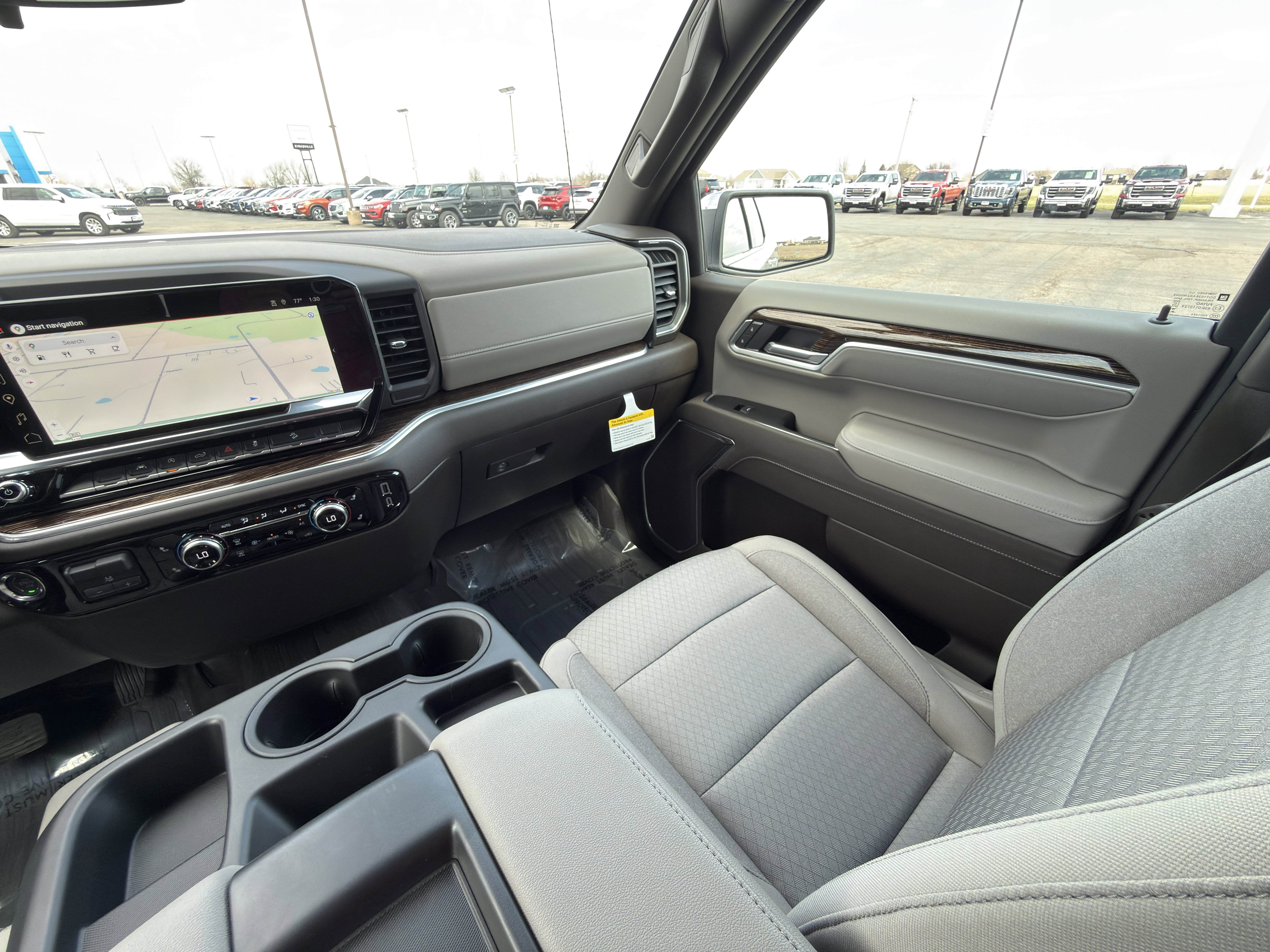 New 2026 GMC Sierra 1500 SLE image 19