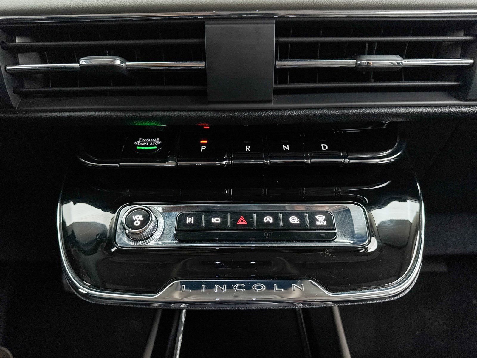 Used 2024 Lincoln Corsair FWD image 27