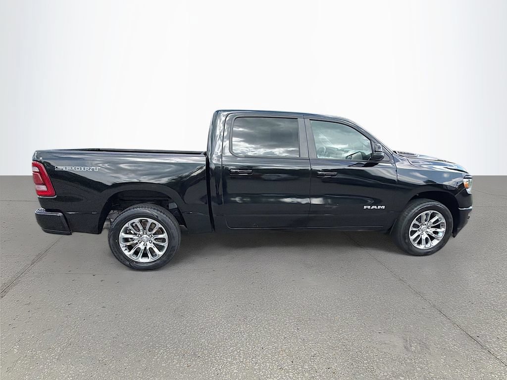Used 2023 RAM 1500 Laramie AWD/4WD image 3