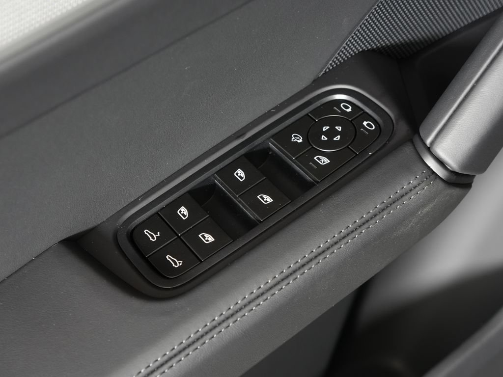 New 2026 Porsche Cayenne S AWD/4WD image 16