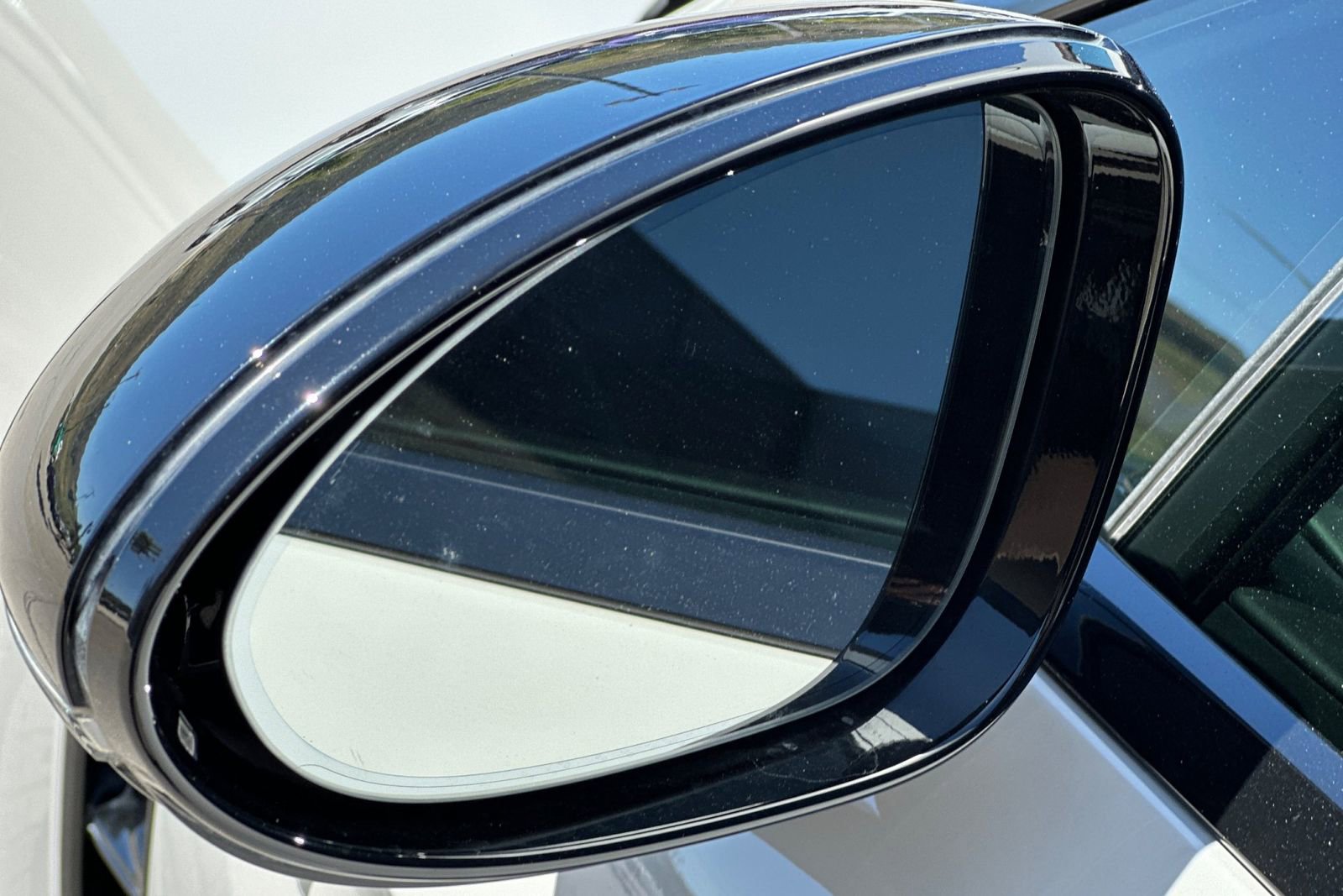 Certified 2022 Porsche Panamera 4S AWD/4WD image 40