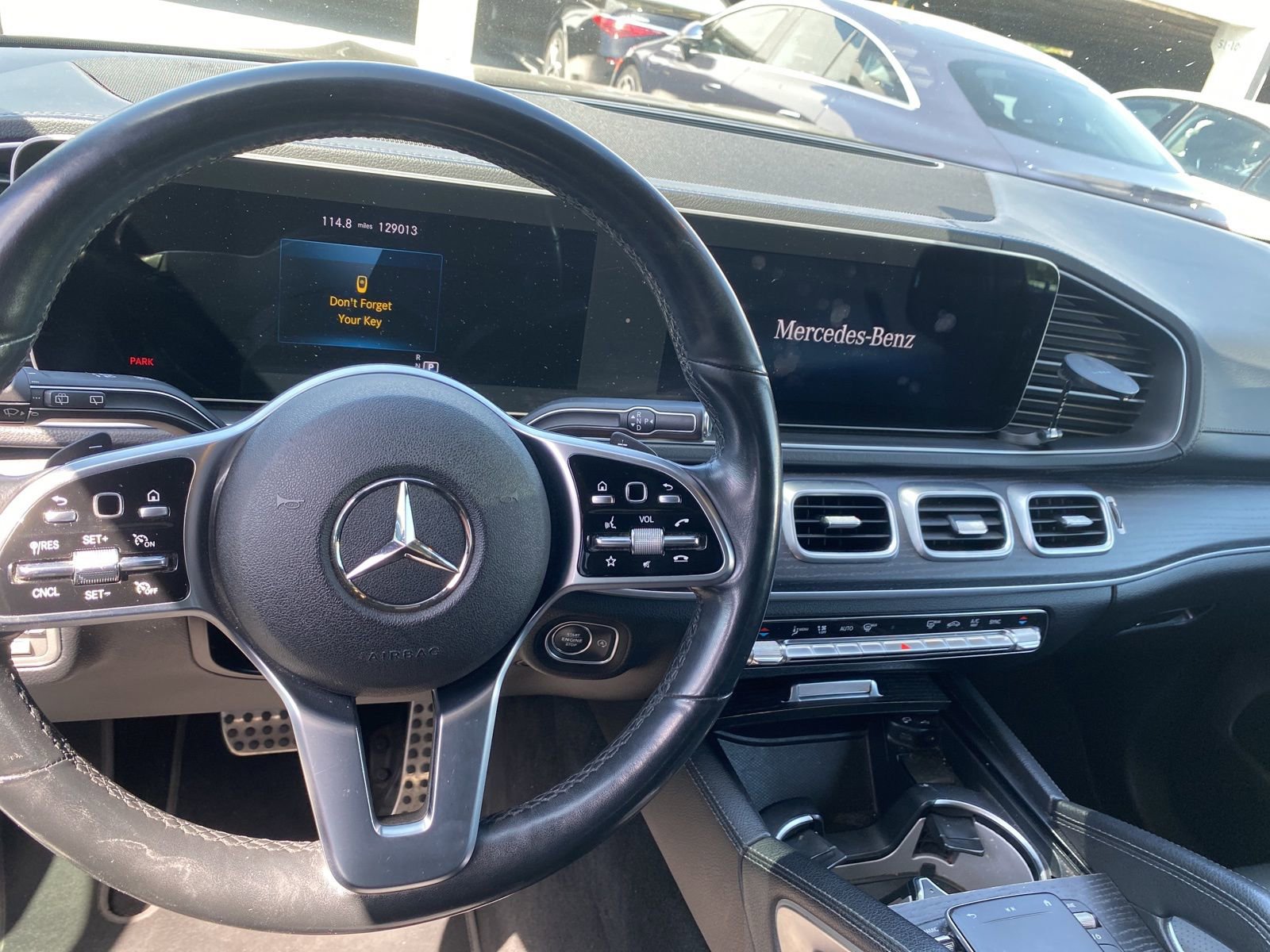 Used 2022 Mercedes-Benz GLS 450 4MATIC image 7