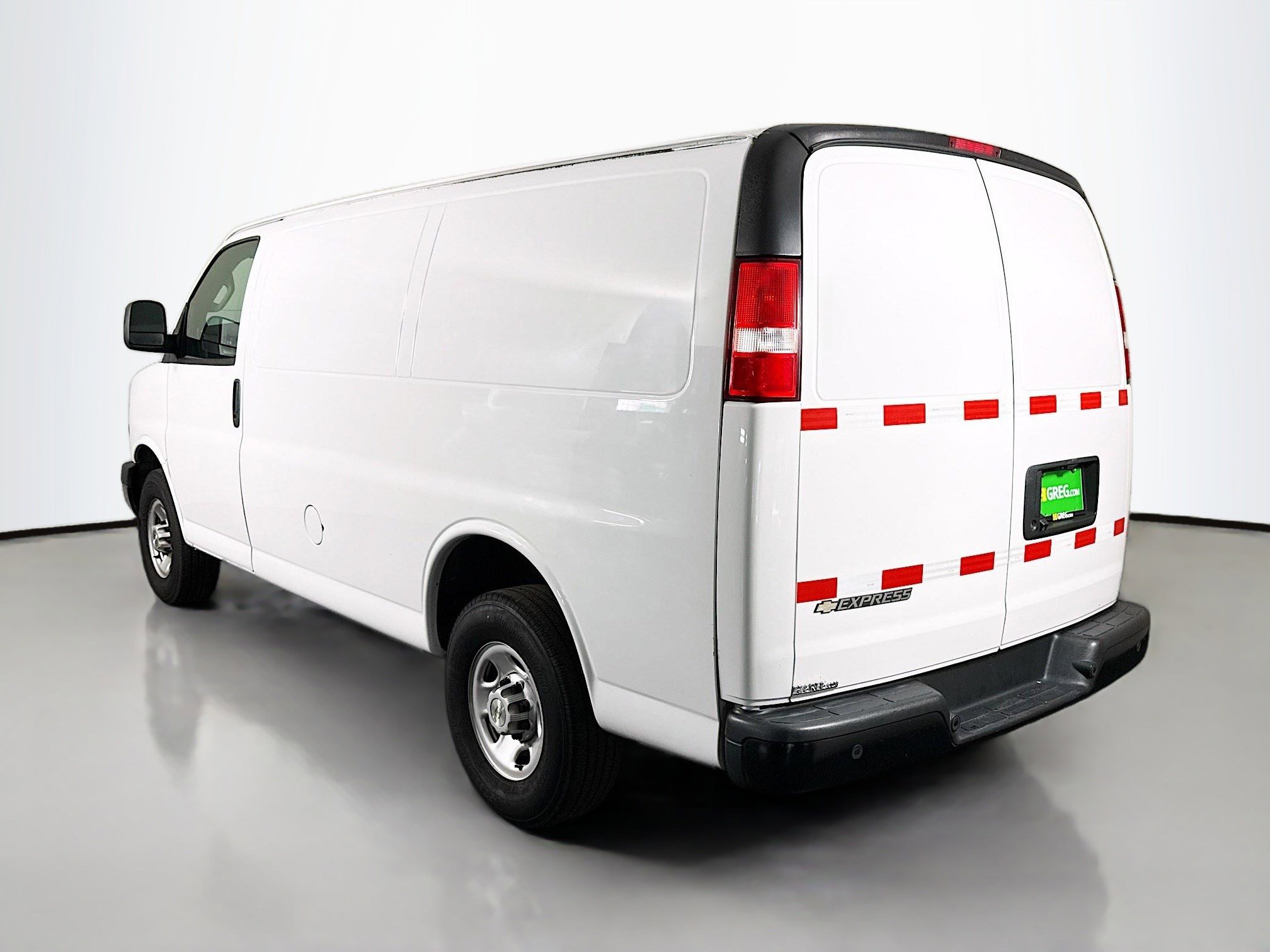 Used 2021 Chevrolet Express 2500 RWD image 7
