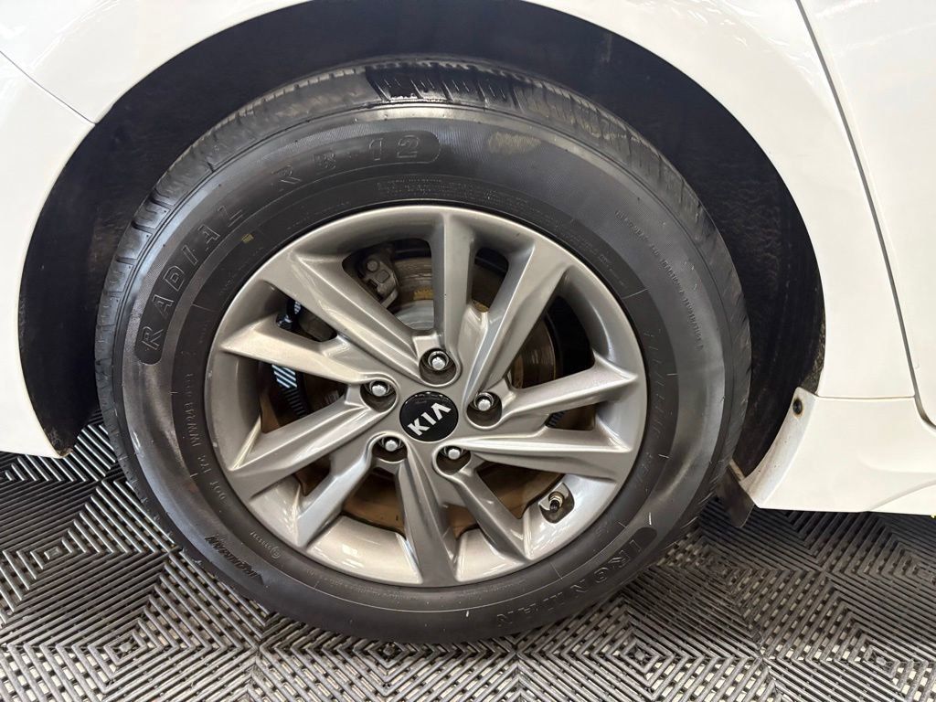 Used 2020 Kia Optima LX FWD image 16