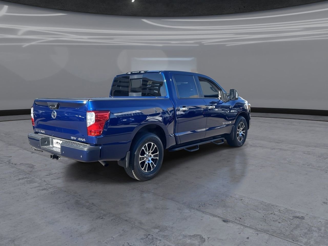 Used 2021 Nissan Titan SV w/ SV Convenience Package AWD/4WD image 5