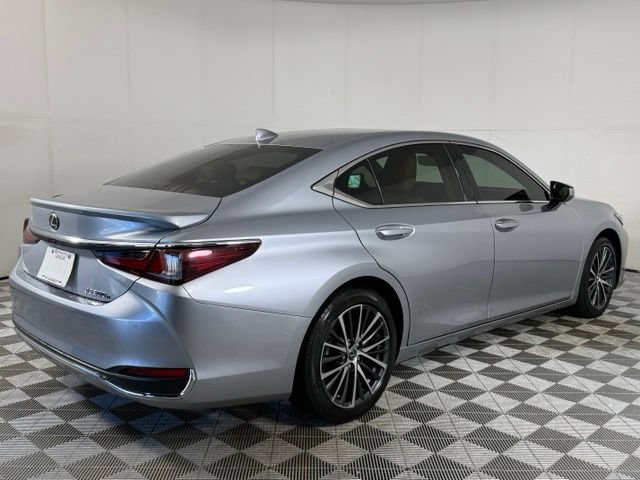 Certified 2025 Lexus ES 300h w/ Premium Package FWD image 9