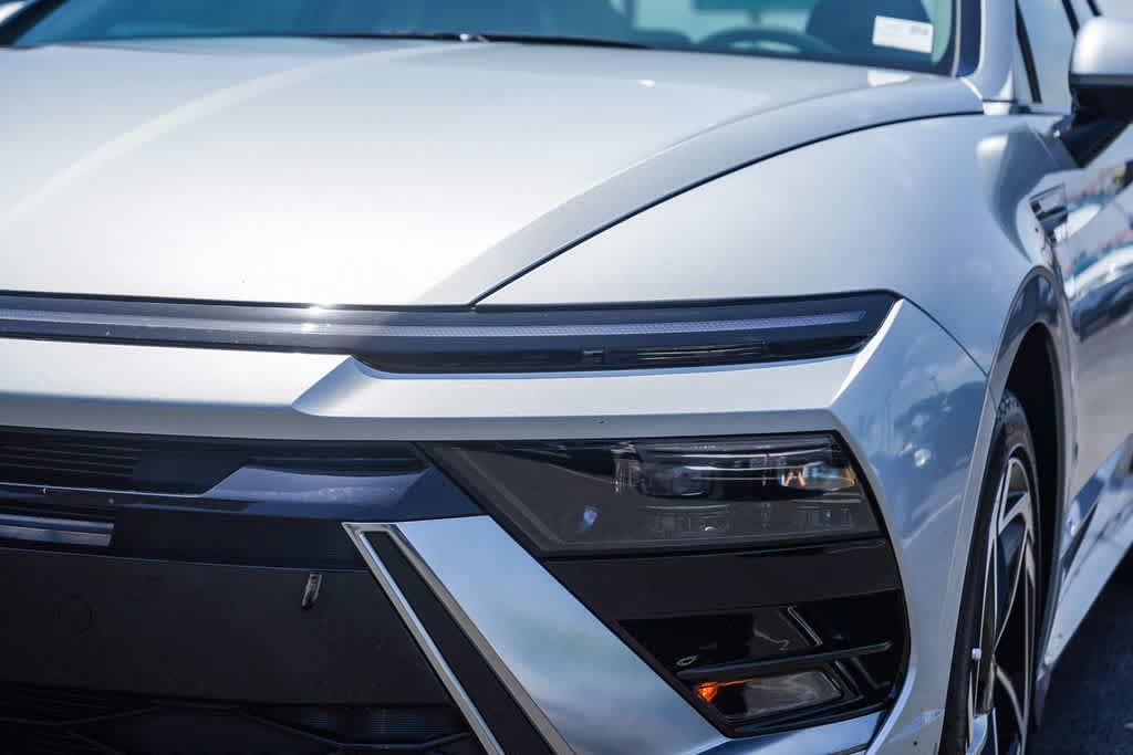 New 2026 Hyundai Sonata SEL FWD image 10