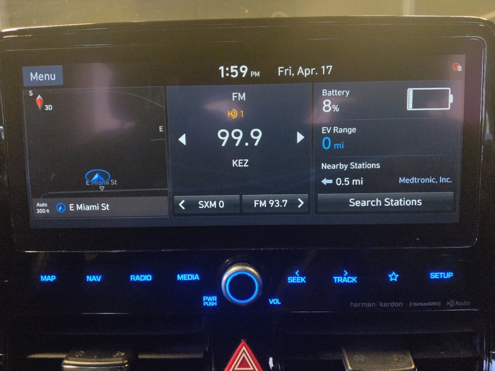 Used 2020 Hyundai Ioniq Limited FWD image 25