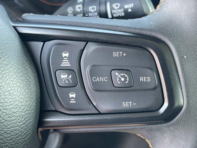 Used 2024 Jeep Wrangler Unlimited Sport AWD/4WD image 34