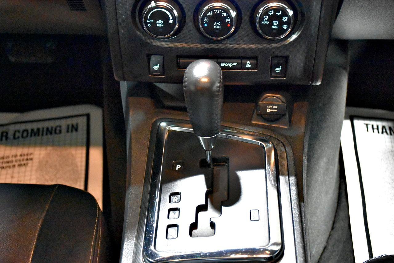 Used 2013 Dodge Challenger SXT image 20