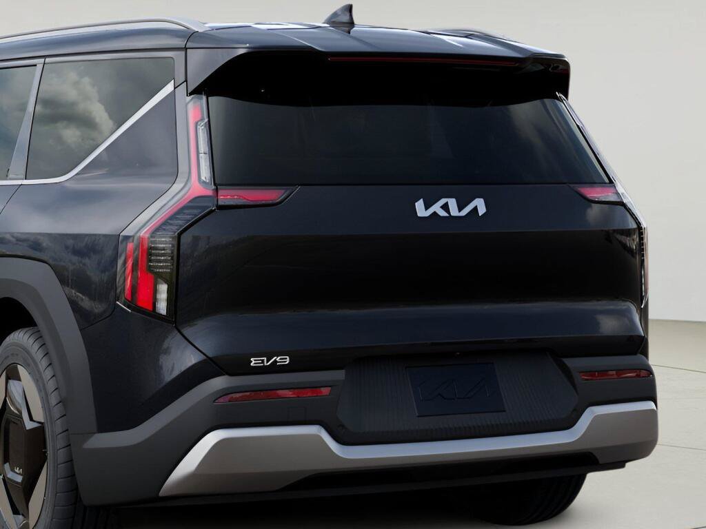 New 2026 Kia EV9 Wind AWD/4WD image 23