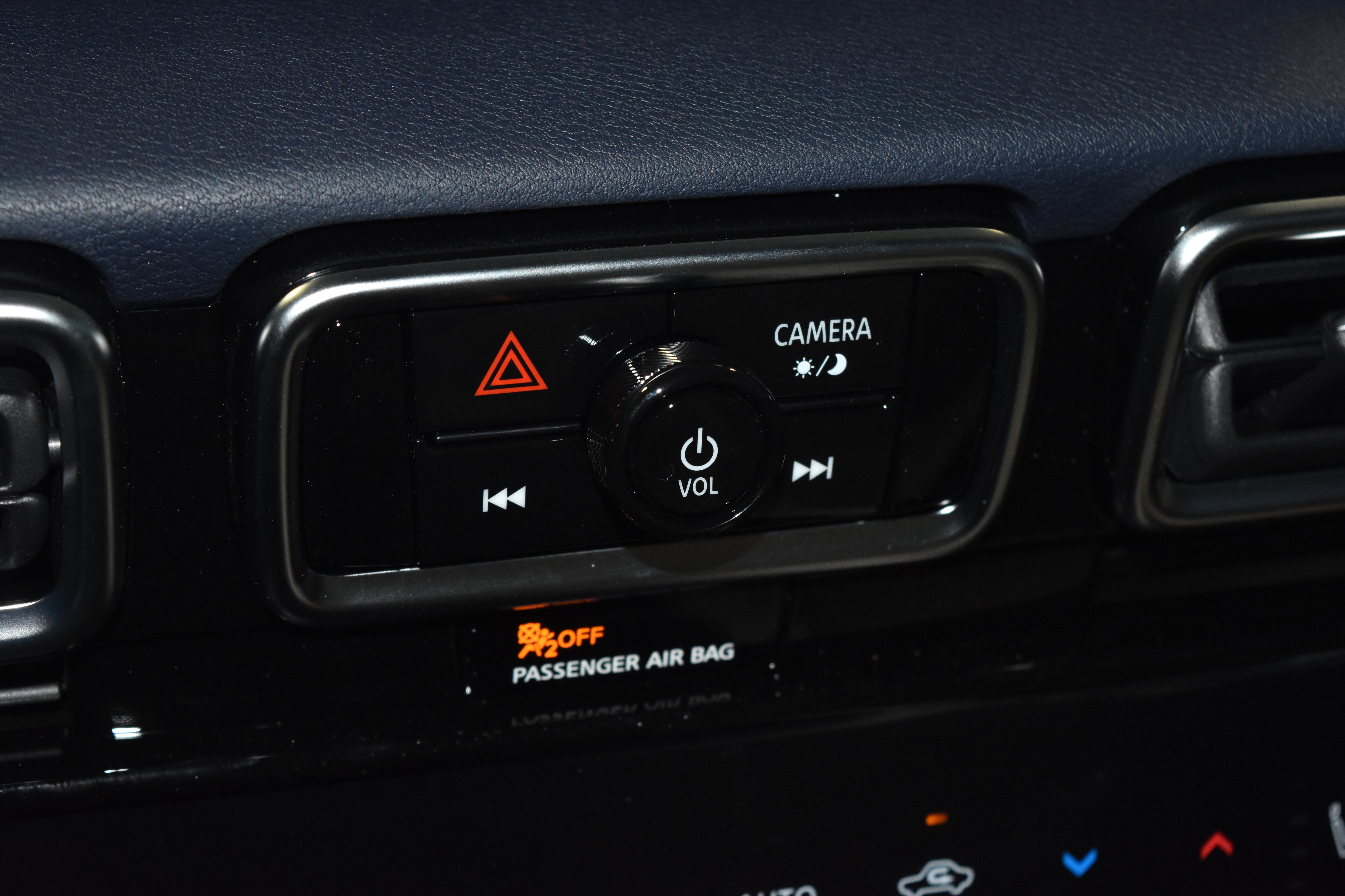 New 2026 Nissan Sentra SL w/ Floor Mat Package image 10