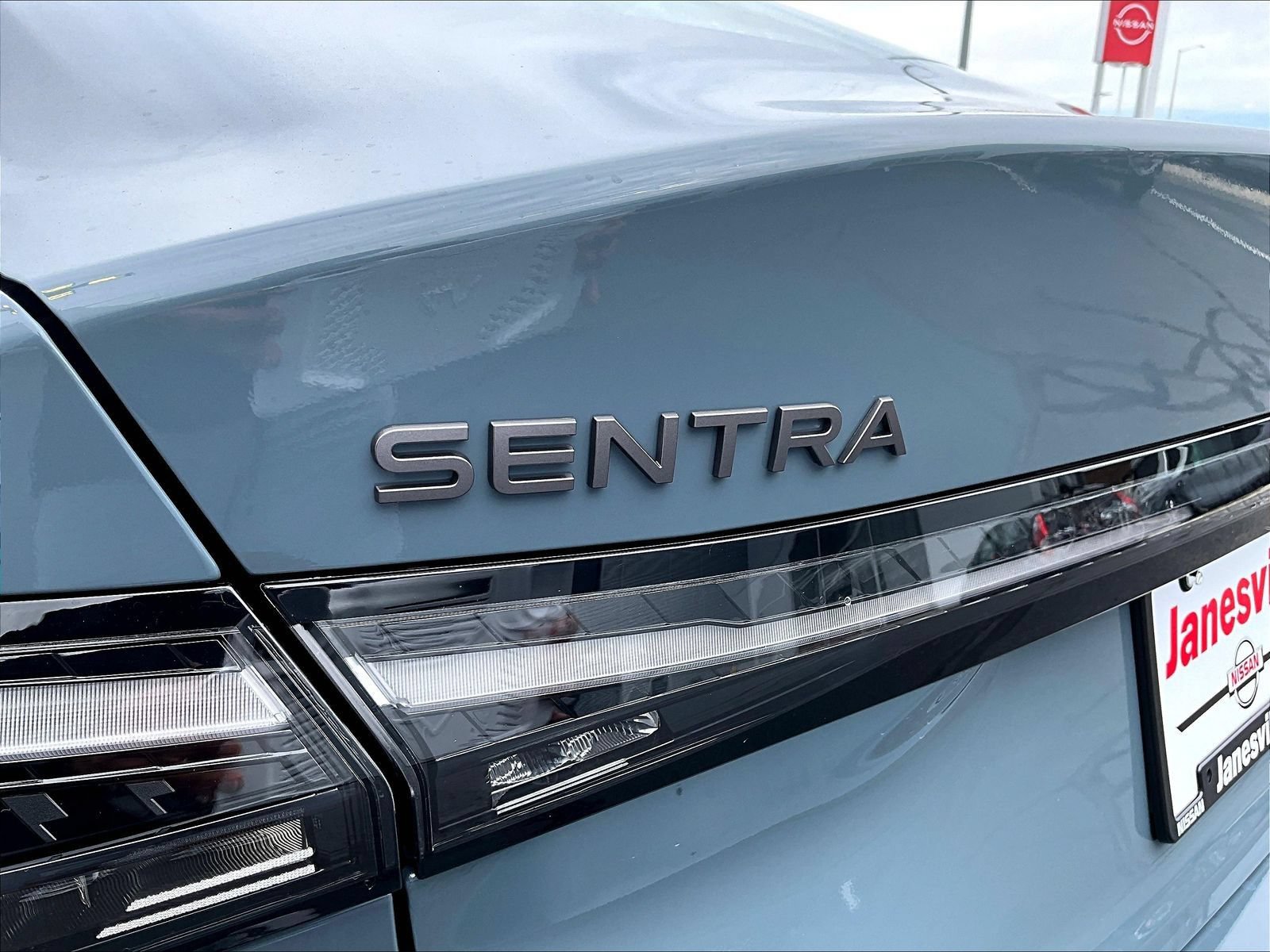 New 2026 Nissan Sentra SV w/ SV Convenience Package FWD image 9