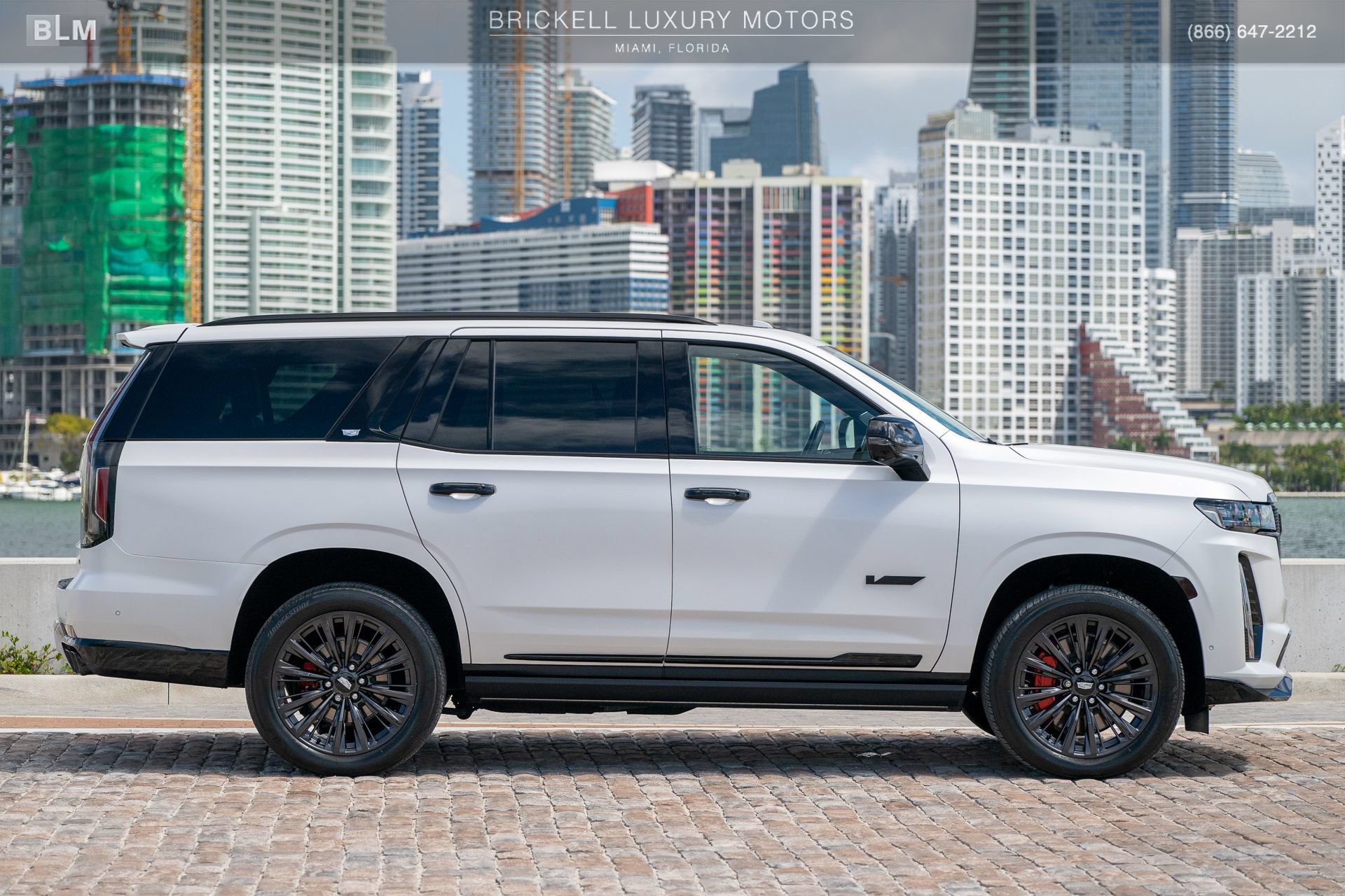 Used 2023 Cadillac Escalade V AWD/4WD image 14