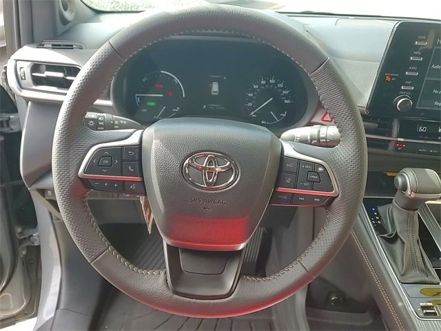 Certified 2024 Toyota Sienna XLE Woodland Edition image 14