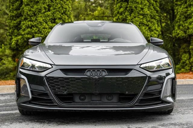 Used 2022 Audi e-tron GT Premium Plus w/ Performance Package AWD/4WD image 17