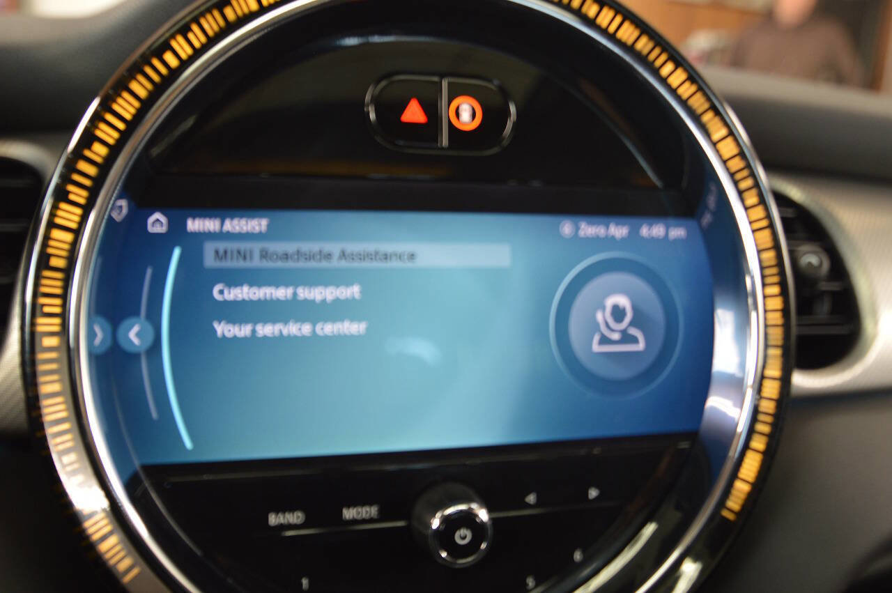 Used 2022 MINI Cooper S image 35