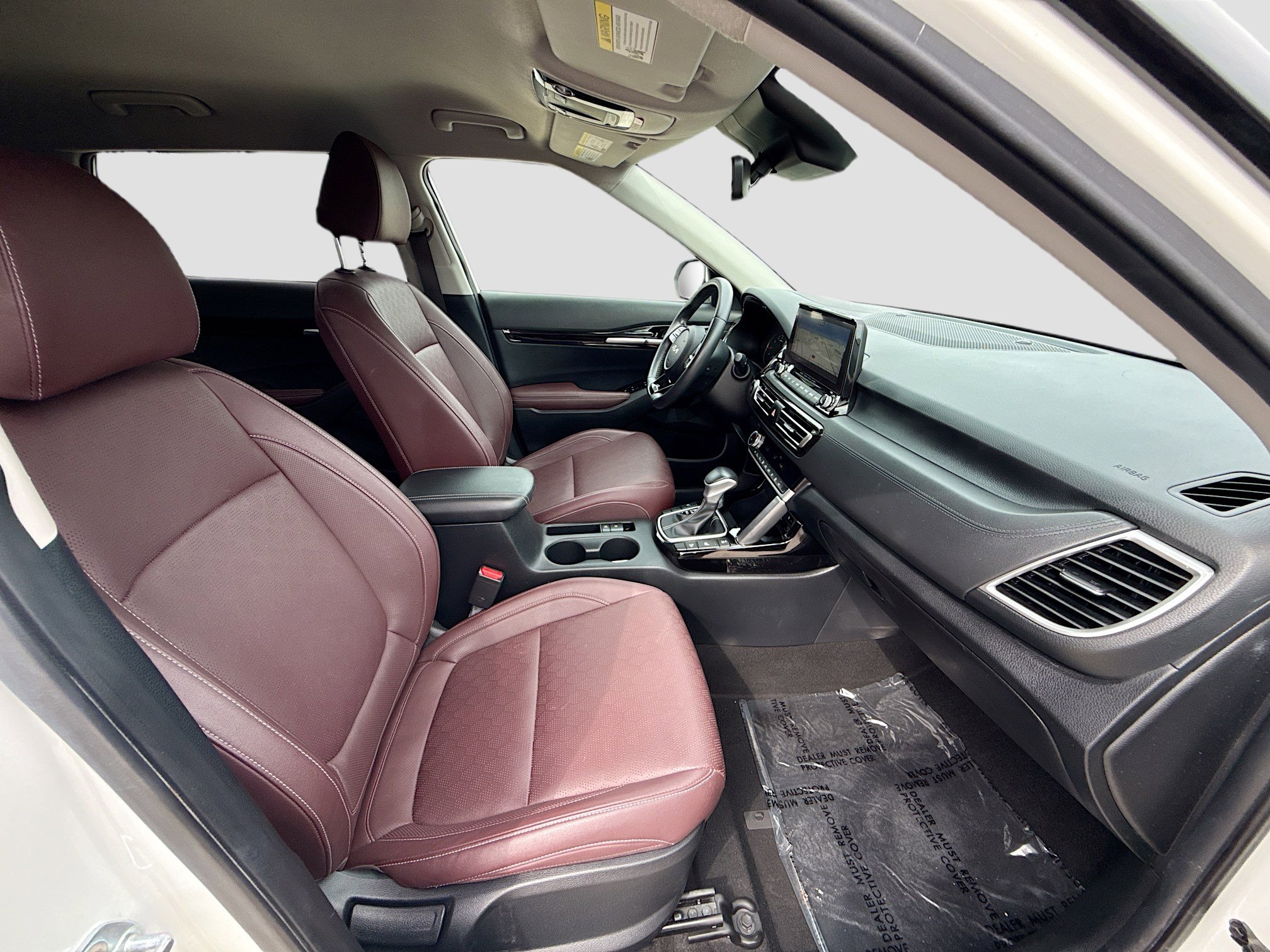 Used 2023 Kia Seltos SX image 32