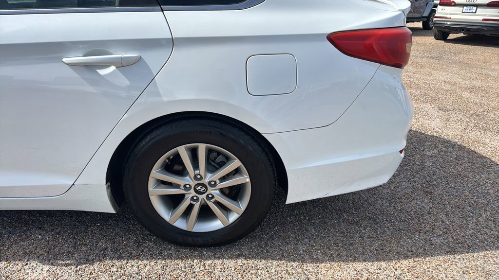Used 2017 Hyundai Sonata SE image 17