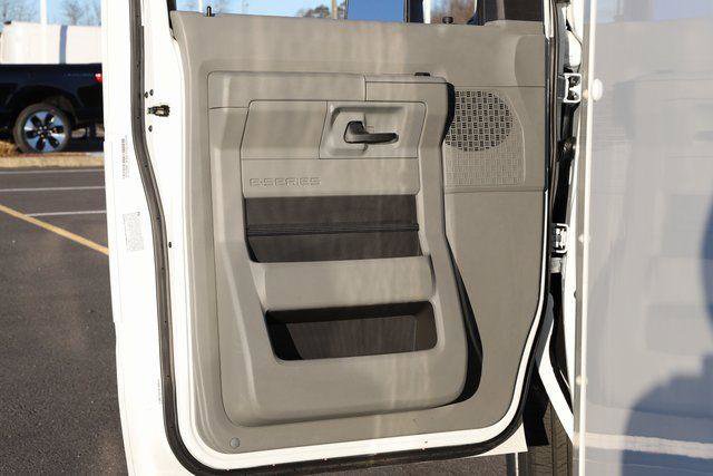 New 2026 Ford E-350 and Econoline 350 Super Duty w/ Power Equipment Group RWD image 12