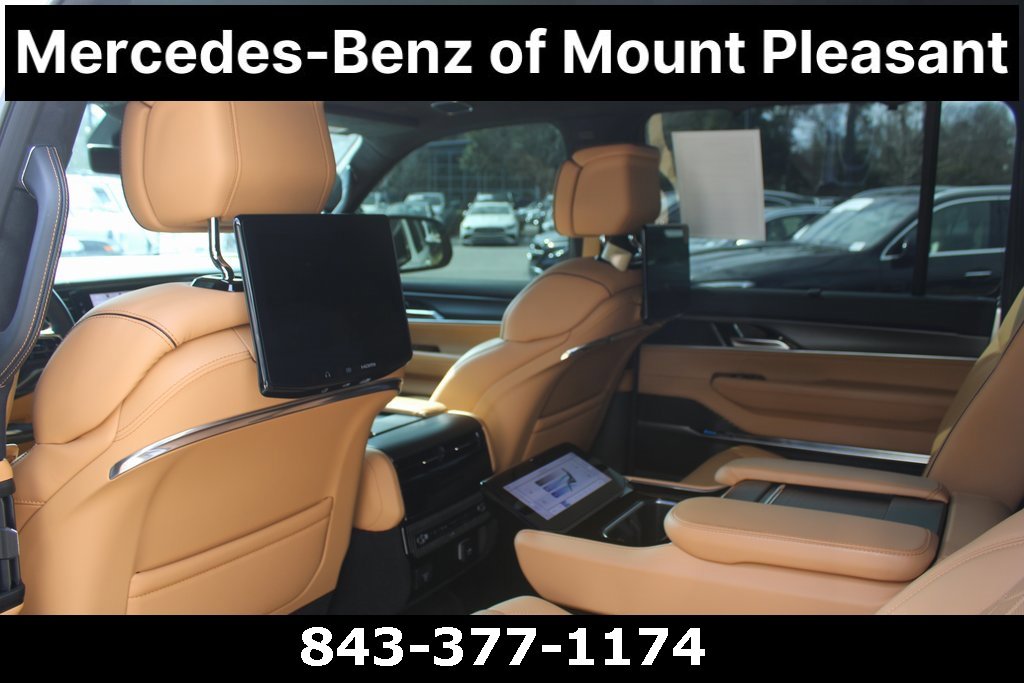 Used 2023 Jeep Grand Wagoneer L Series III w/ Rear Seat Video Group 1 image 25