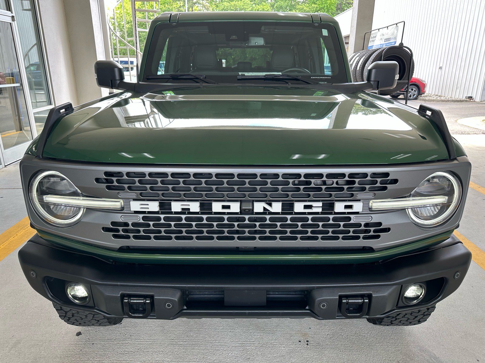 Certified 2025 Ford Bronco Badlands AWD/4WD image 8