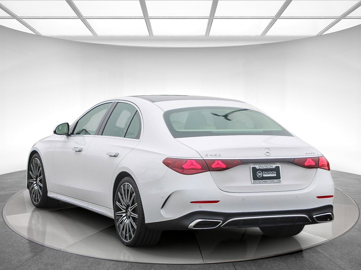 New 2026 Mercedes-Benz E 450 4MATIC Sedan image 2