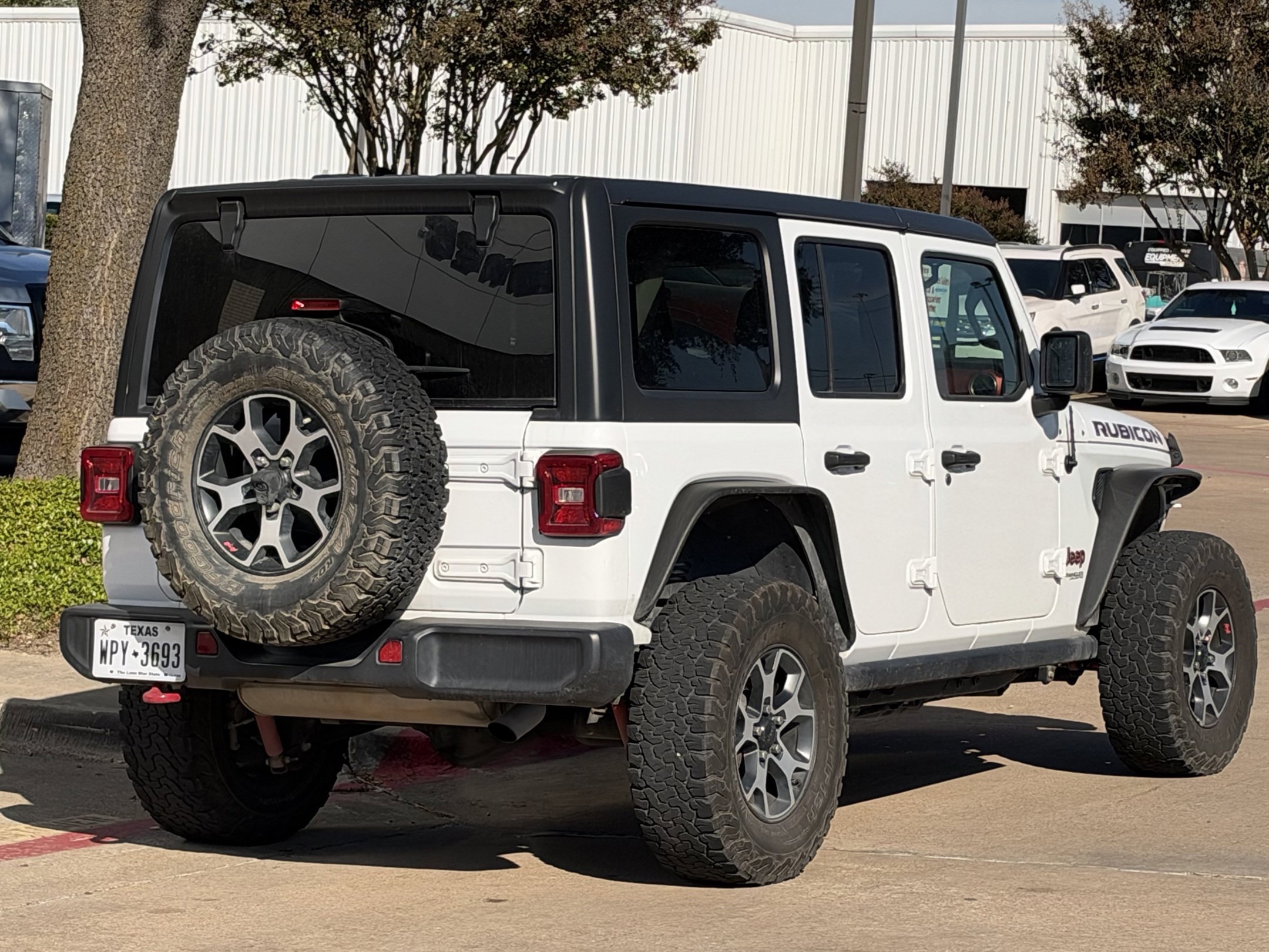 Used 2019 Jeep Wrangler Unlimited Rubicon AWD/4WD image 6
